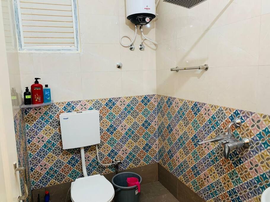 Upre Apartment Varanasi Ngoại thất bức ảnh