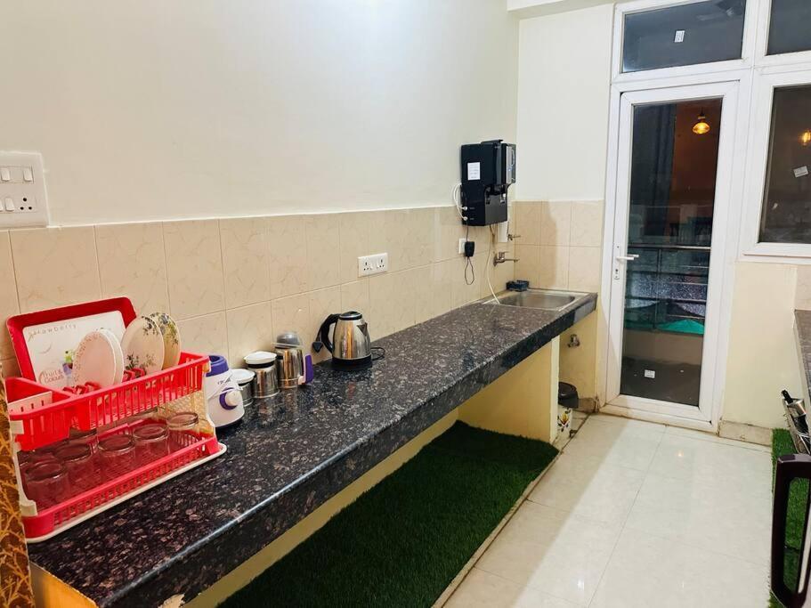 Upre Apartment Varanasi Ngoại thất bức ảnh